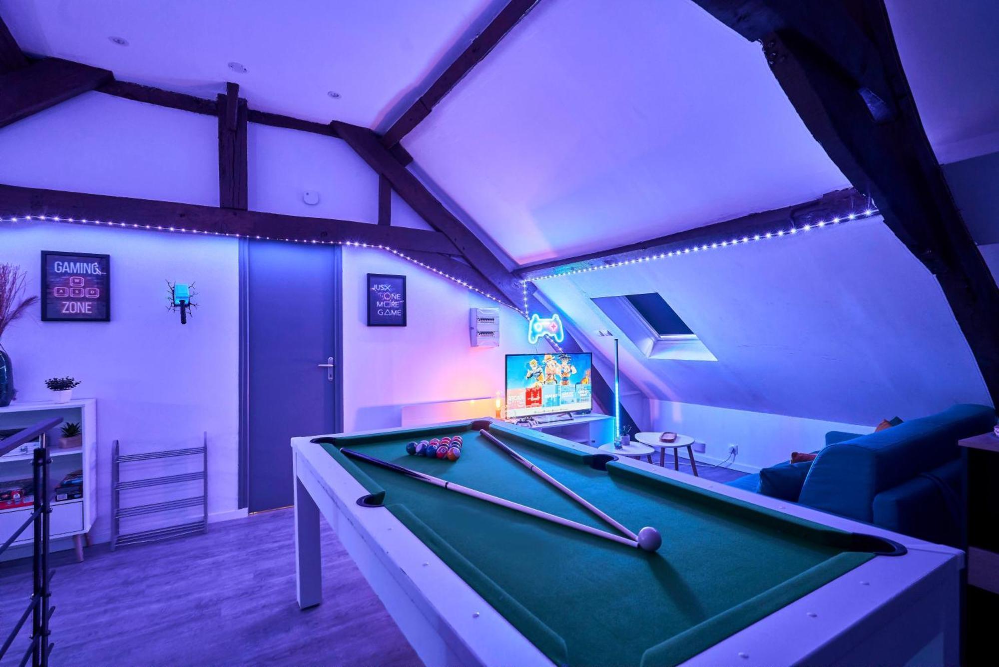 Ferienwohnung Gameclub - Les Demeures D'Adrien Carvin Exterior foto